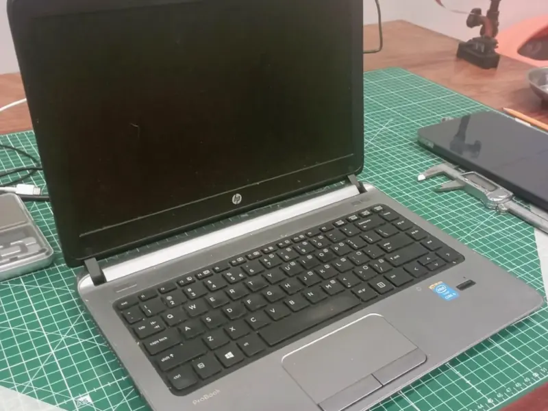 HP ProBook 430 G2, photographed during disassembly